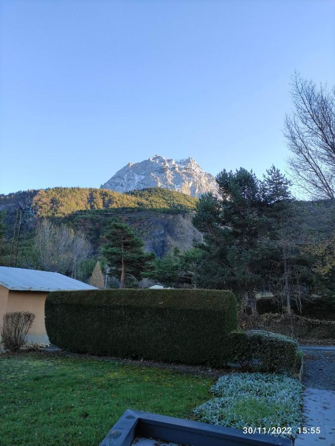 סבינס Studio Vue Sur Lac Et Montagne מראה חיצוני תמונה